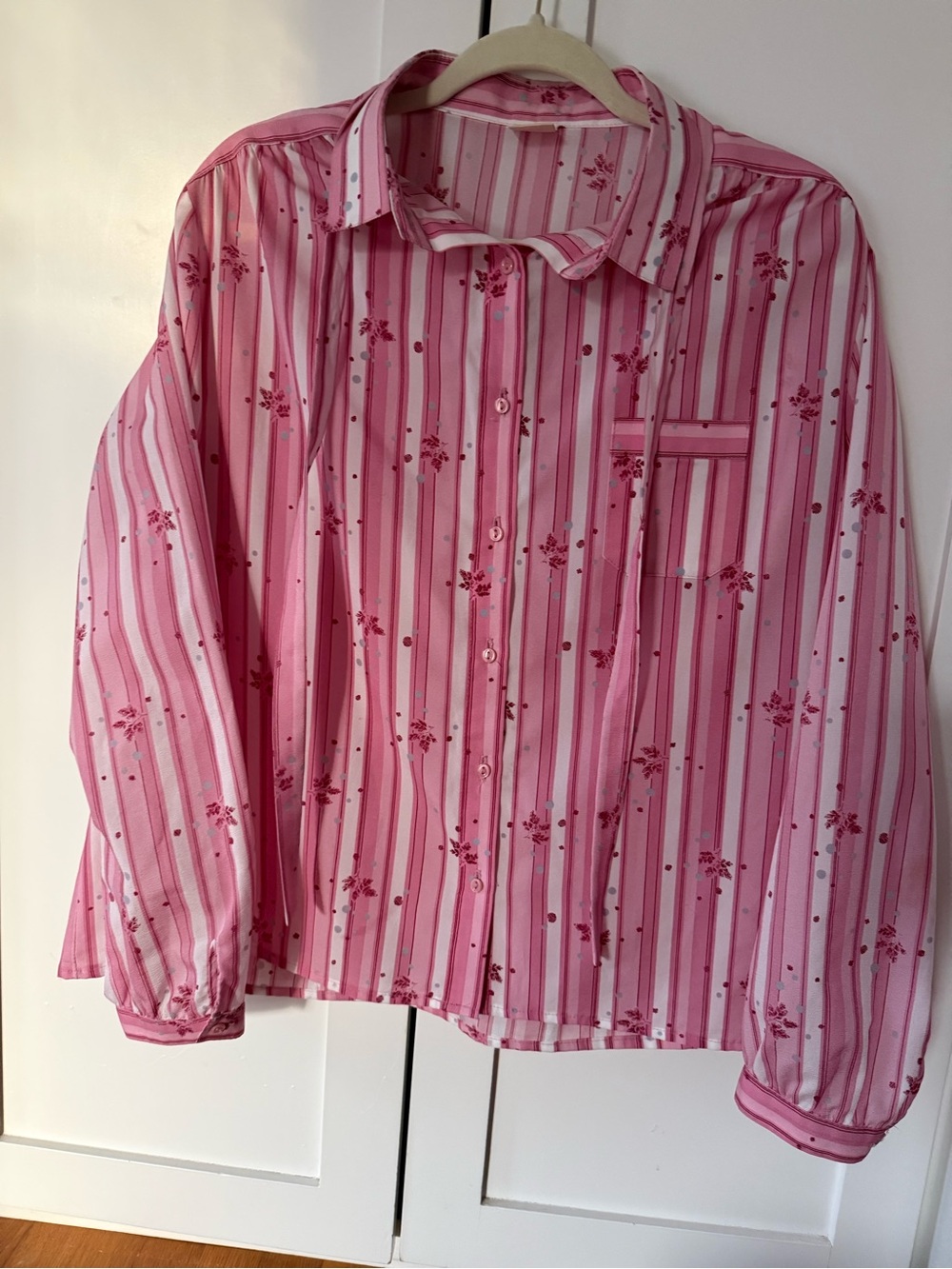 FLAIR FASHION Vintage Blouse Striped Button-Up Shirt - Medium